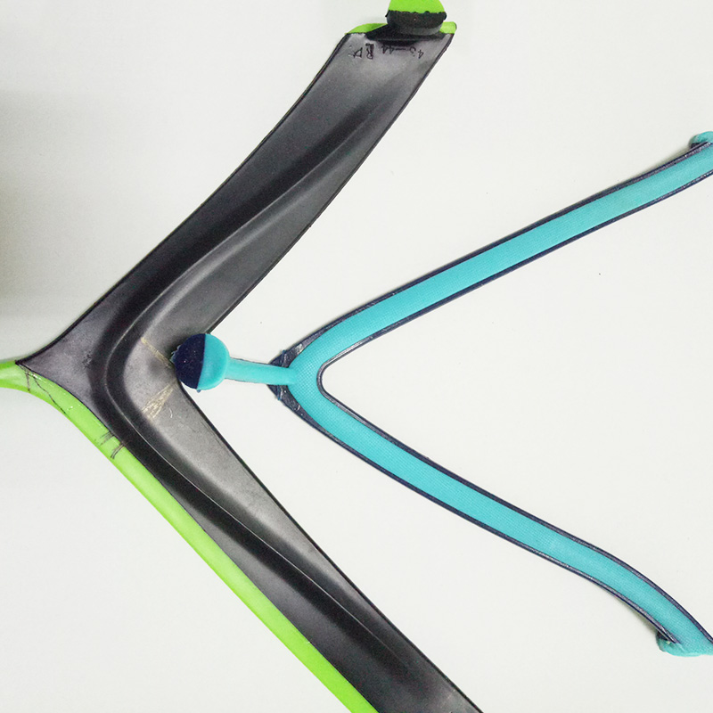 V120R2-2C立式雙色圓盤(pán)注塑機(jī)(轉(zhuǎn)芯）